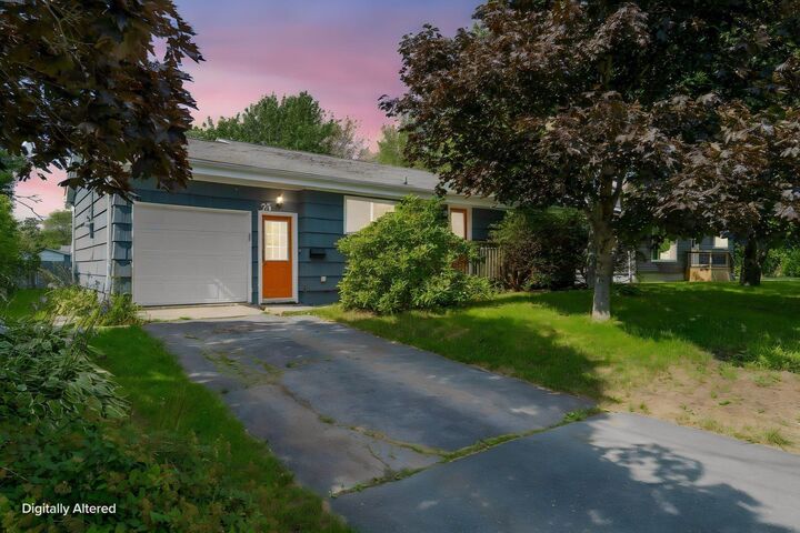 Property Photo:  25 Dumbarton Avenue  NS B2X 1Z8 