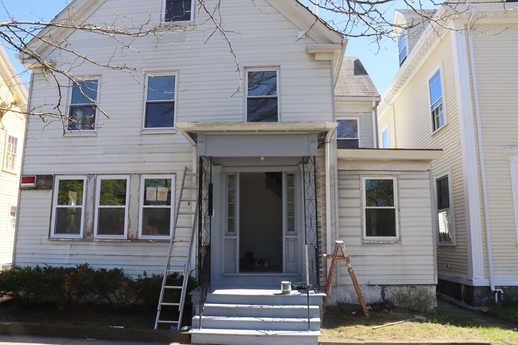 Property Photo:  60 Broad St 1  MA 01901 