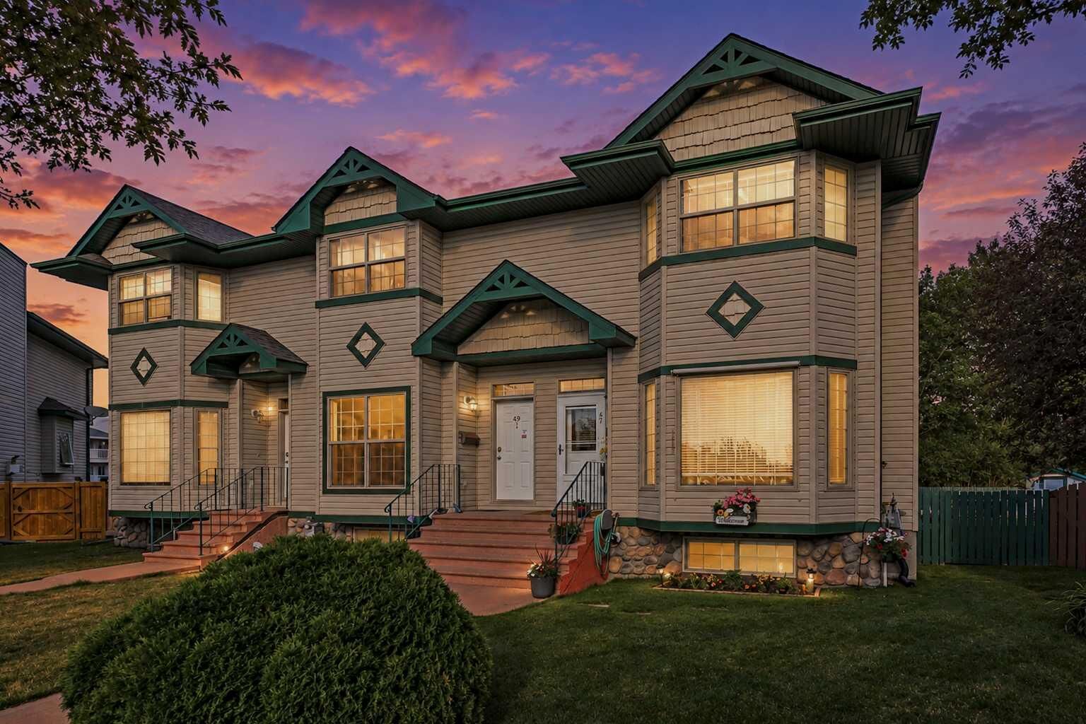 Property Photo:  47 Abel Close  AB T4R 2Y3 