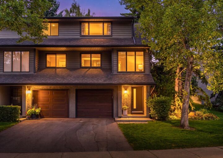 64 Point Drive NW — photo 1