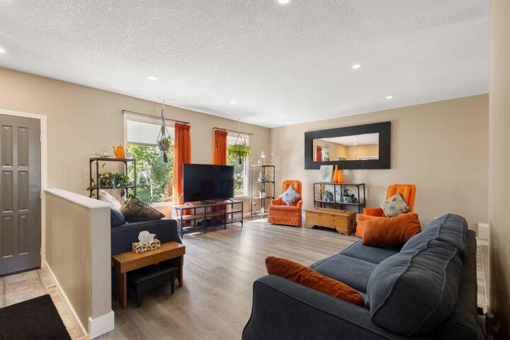 Property Photo: 204 Rundleridge Drive NE AB T1Y 2K4