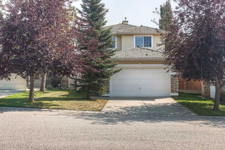 Property Photo:  412 Springbank Place SW  AB T3H 4J6 