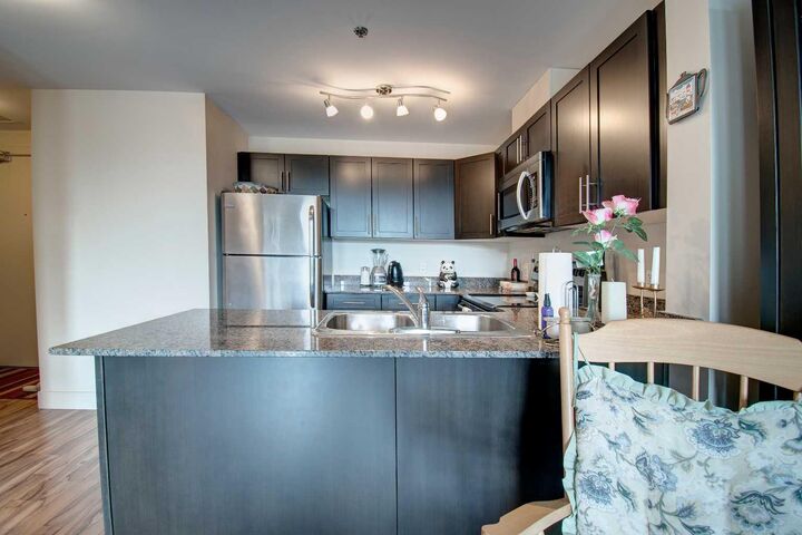 Property Photo: 955 McPherson Road NE 515 AB T2E 6V3