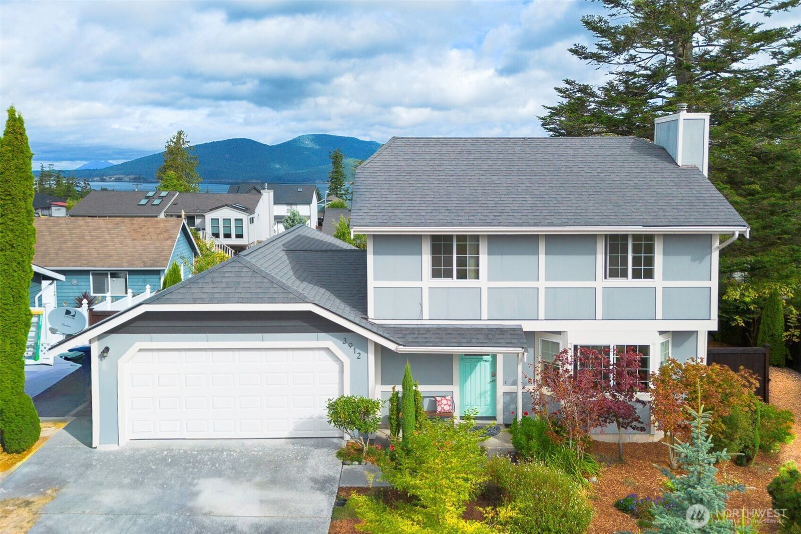 Property Photo: 3912 W 4th Street WA 98221
