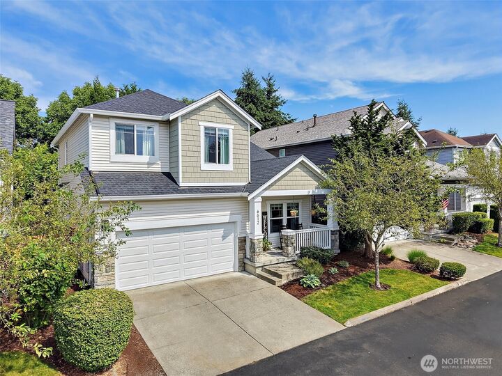 Property Photo:  6612  Francis Loop SE 54  WA 98092 