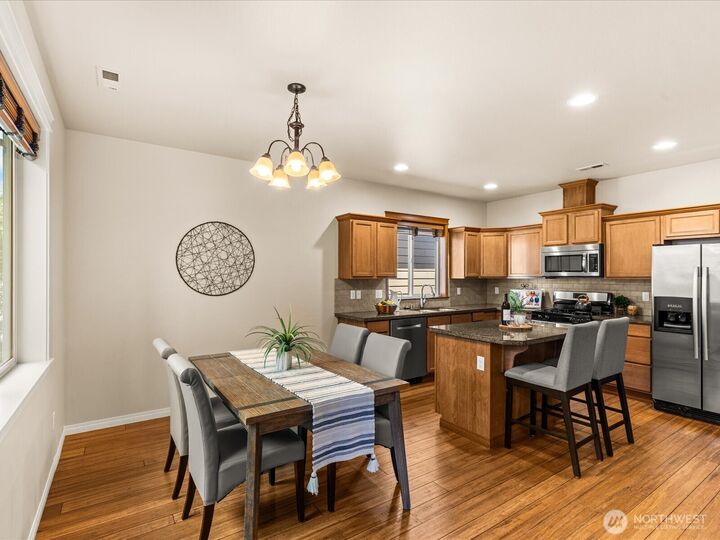 Property Photo:  103  162nd Place SE  WA 98012 
