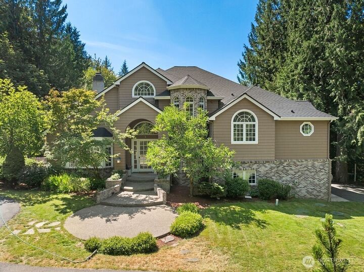 Property Photo: 26020 SE Old Black Nugget Road WA 98029