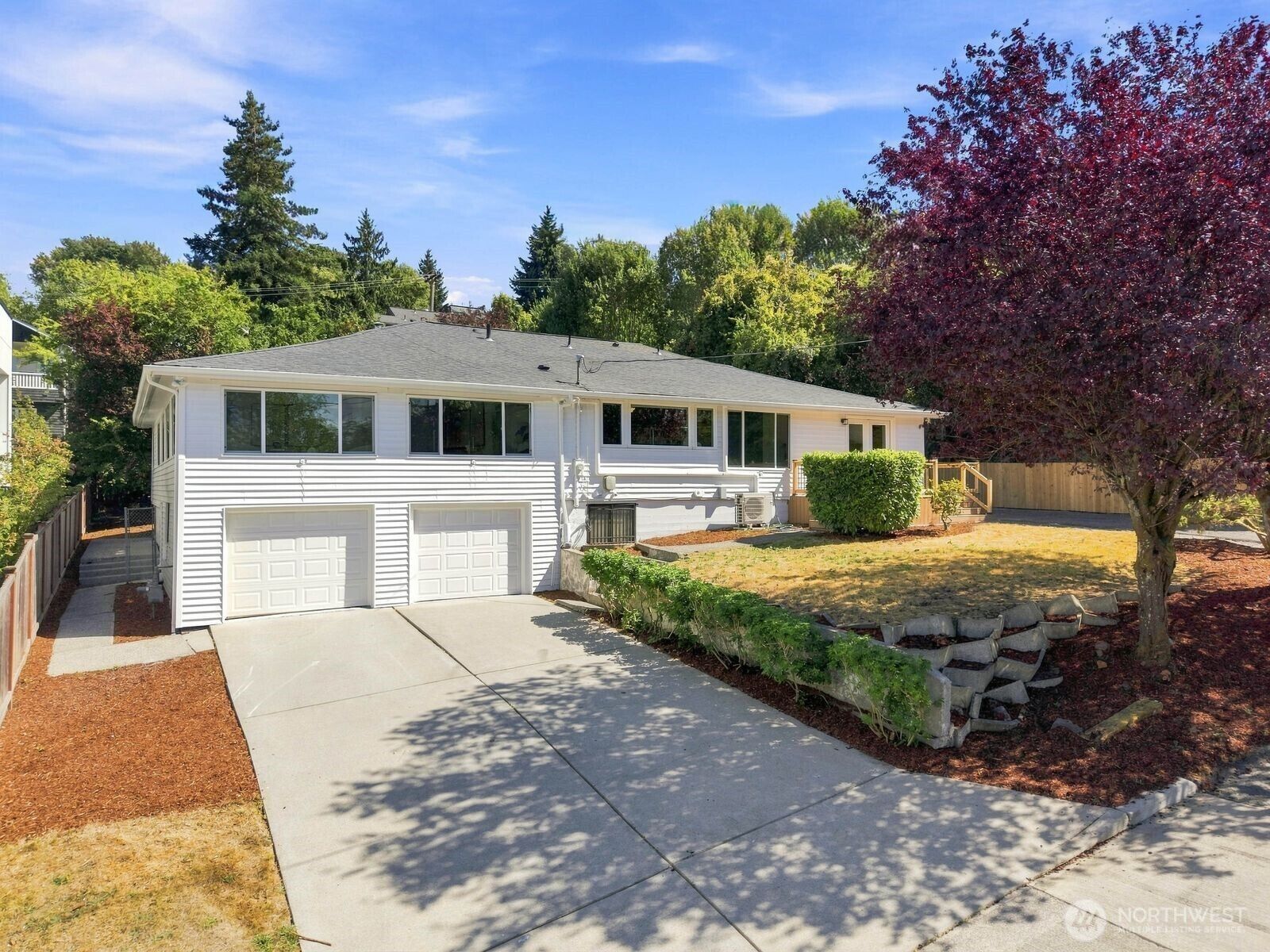Property Photo:  1510  Bradner Place S  WA 98144 