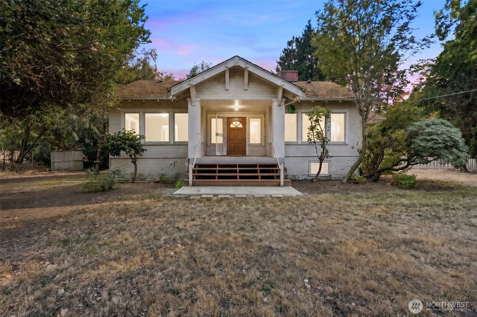 Property Photo:  419 S 150th Street  WA 98148 