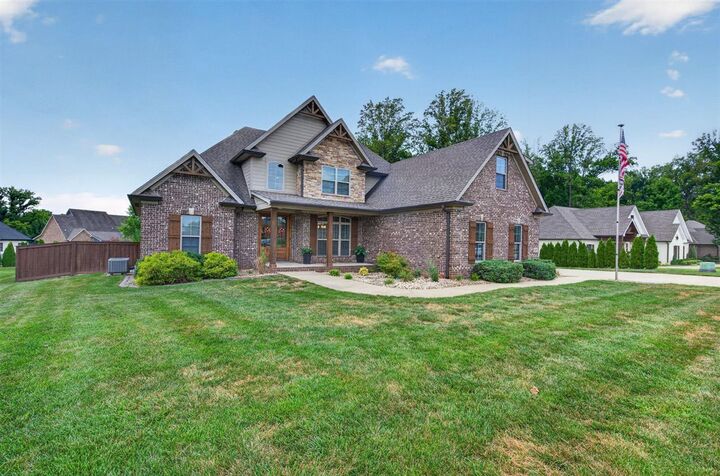 Property Photo:  327 Nash Stone Court  KY 42122 