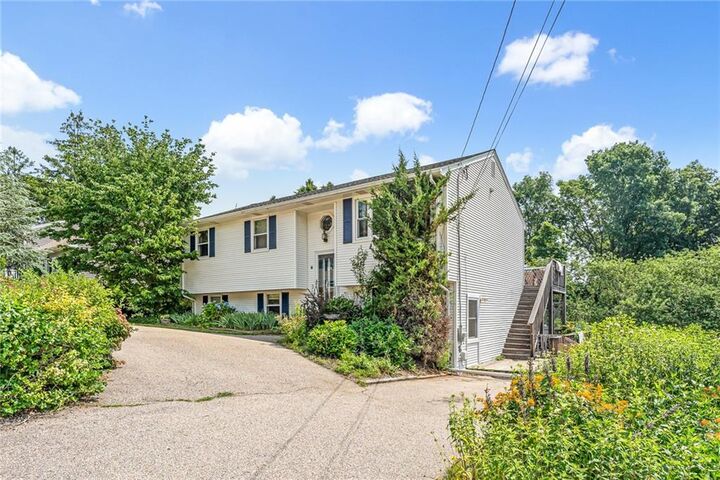 Property Photo:  8 Bratt Lane  RI 02893 