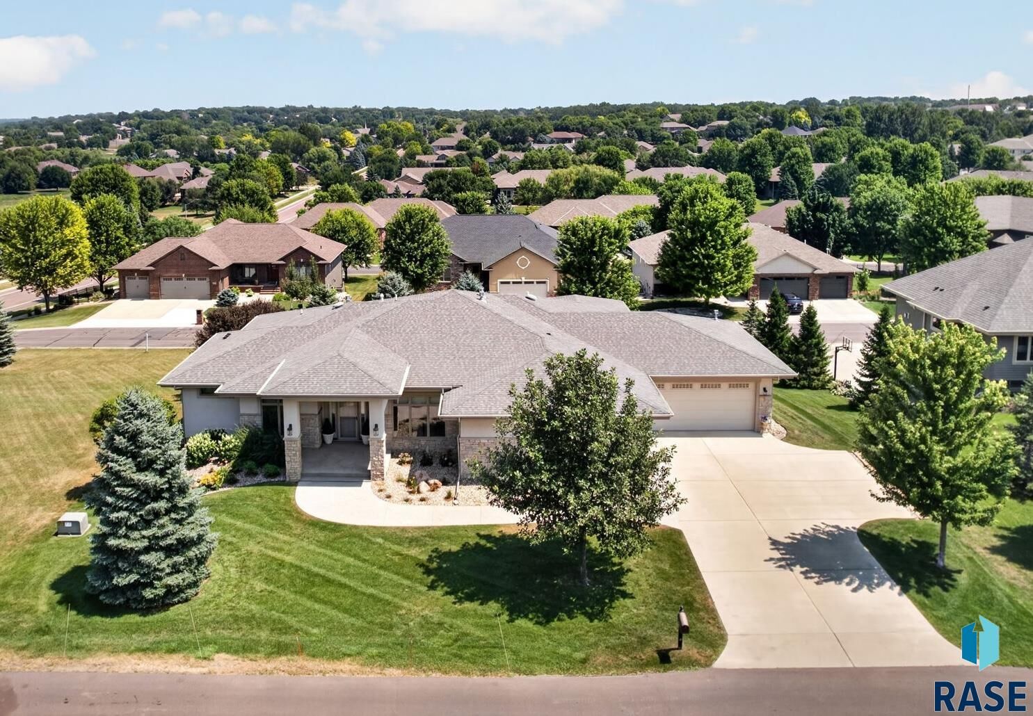 Property Photo: 3001 W Old Yankton Rd SD 57108