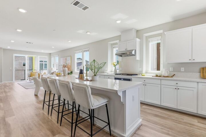 Property Photo: 2976 San Jose Vineyard Place 1 CA 95136