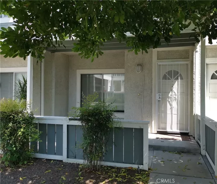 Property Photo:  926 W Philadelphia Street 26  CA 91762 