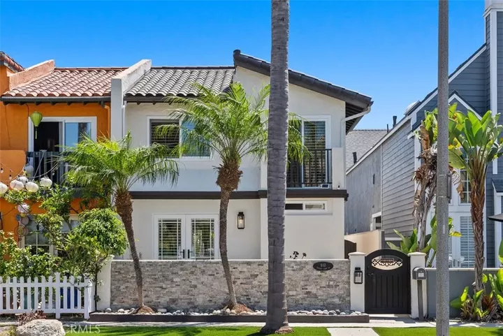 Property Photo:  610 21st Street  CA 92648 
