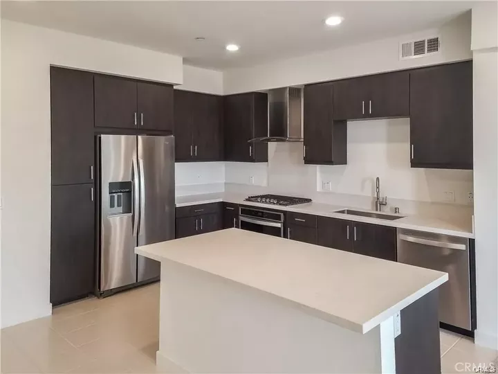 Property Photo: 1502 Nolita CA 92612
