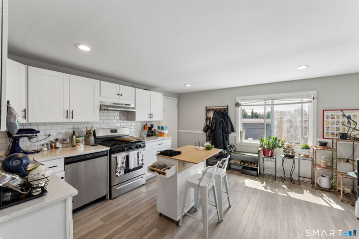 Property Photo: 150 Masarik Avenue CT 06615