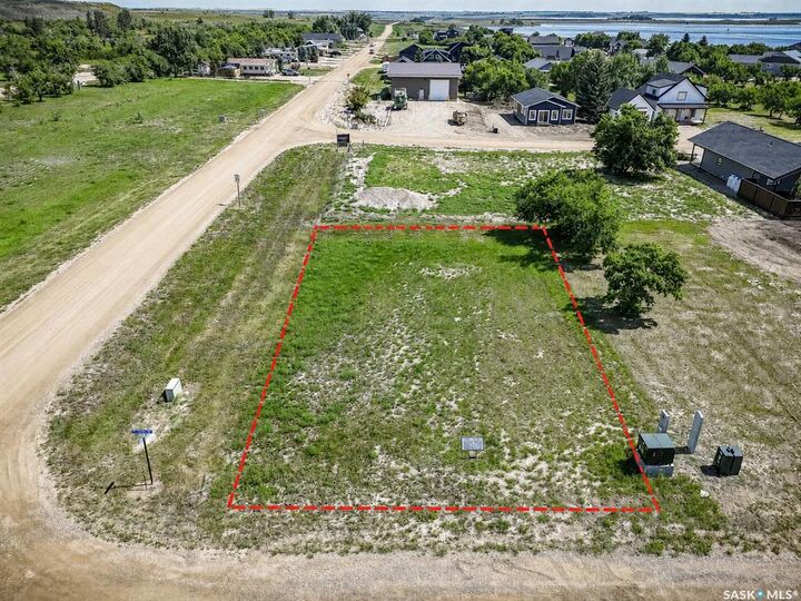 Property Photo:  38 Willow Lane  SK S0L 2E0 