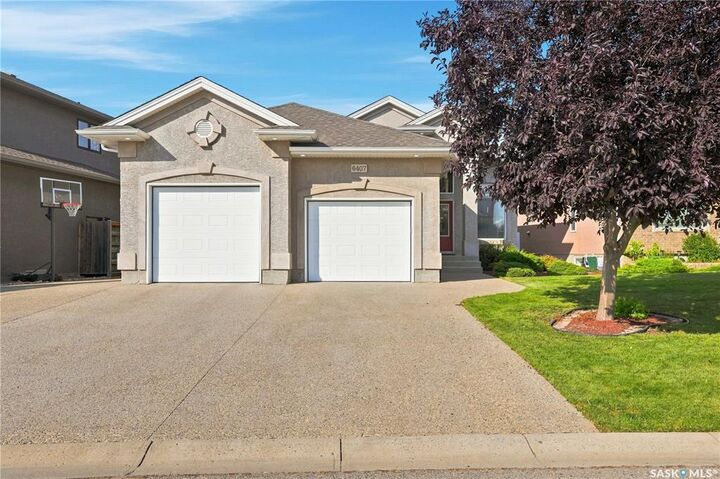 6407 Wascana Court Bay — photo 1