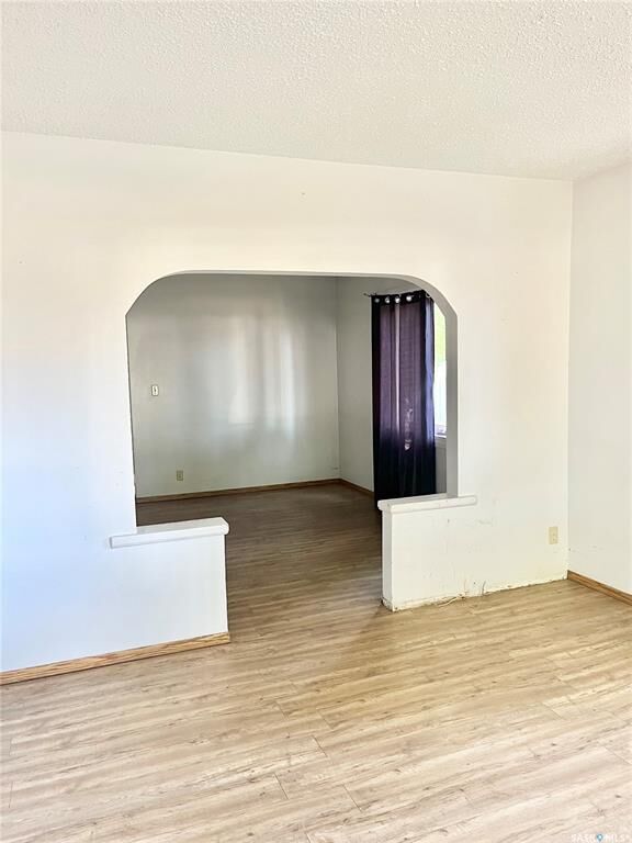 Property Photo:  291 Wellington Avenue  SK S3N 3B1 
