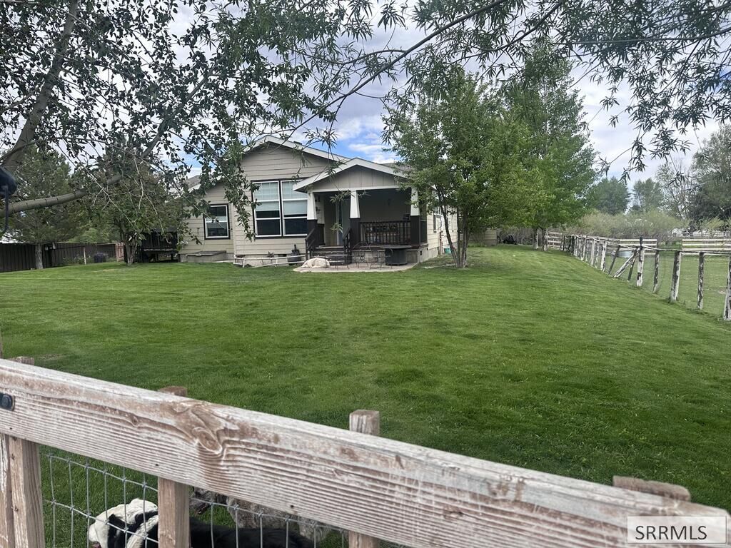 Property Photo:  4253 Highway 93  ID 83251 