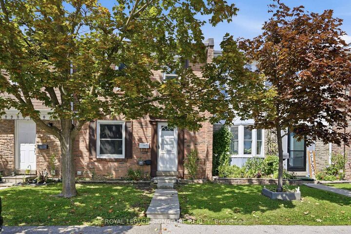 Property Photo:  1020 Central Park Drive 94  ON L6S 3J5 