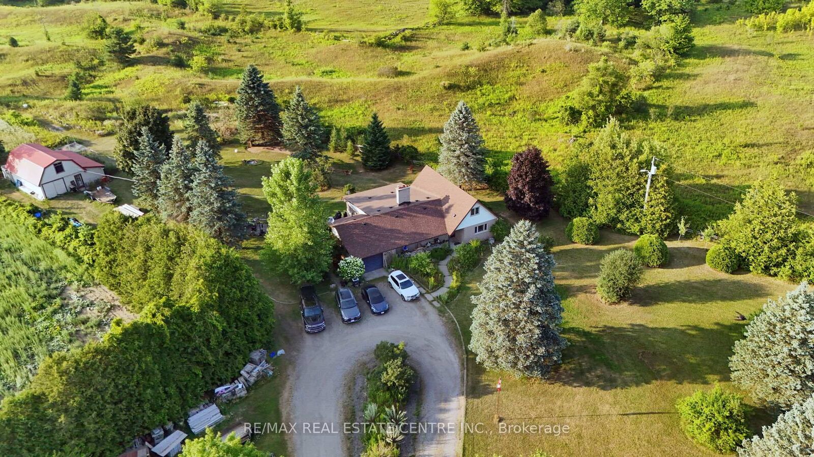 Property Photo: 8438 Hwy 7 N/A ON N0B 2K0