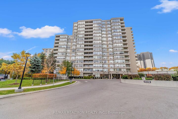 11 Townsgate Drive 312 — photo 1