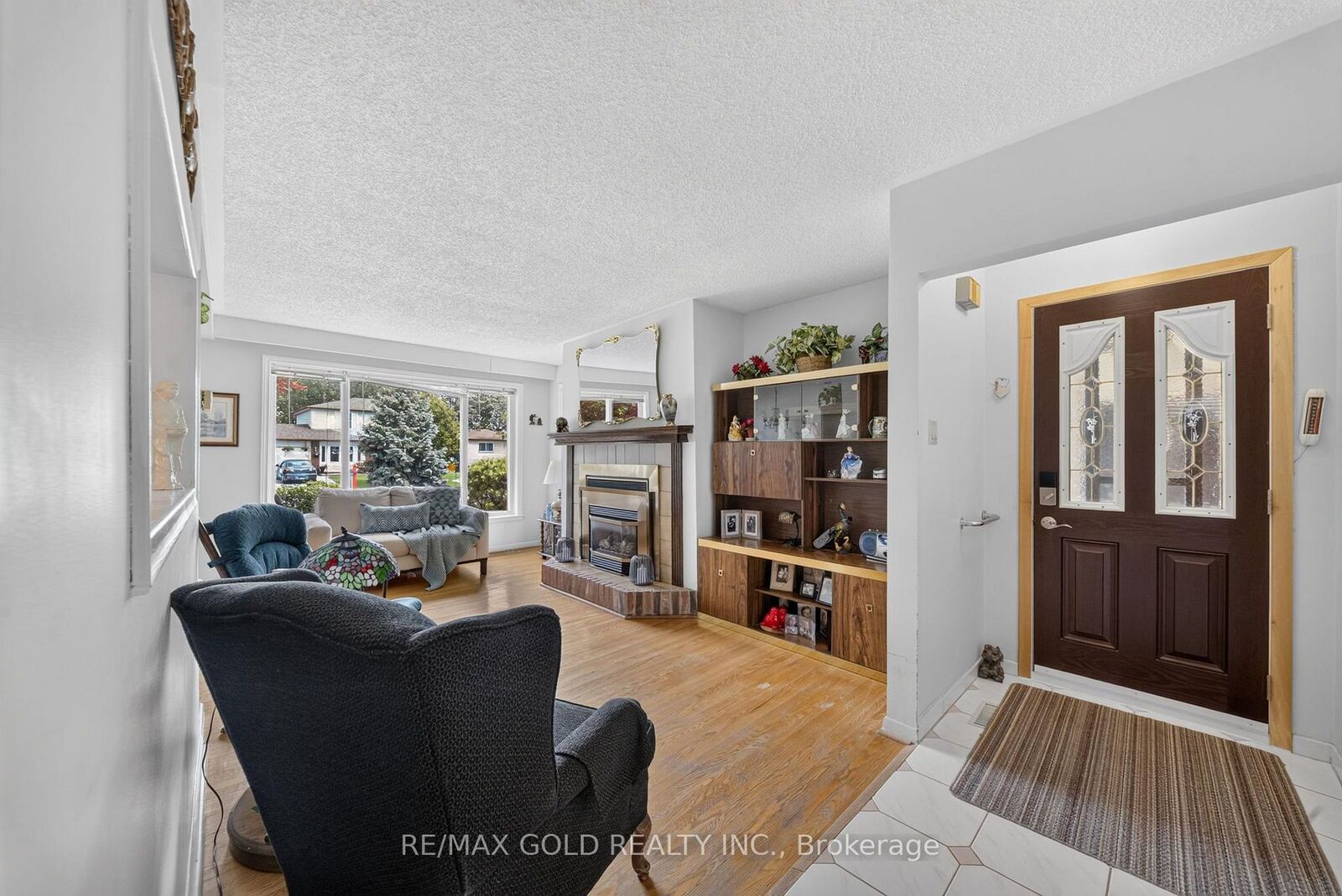 Property Photo: 25 Drayton Crescent ON L6T 3G6