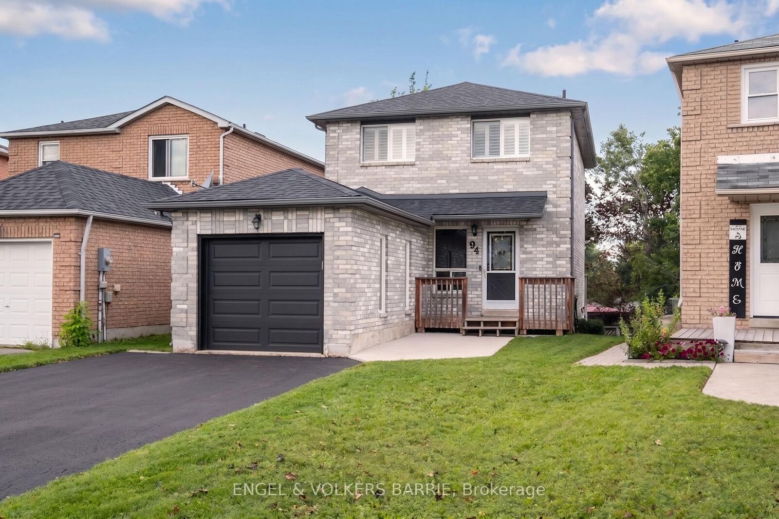 Property Photo:  94 Ferguson Drive  ON L4N 7E5 