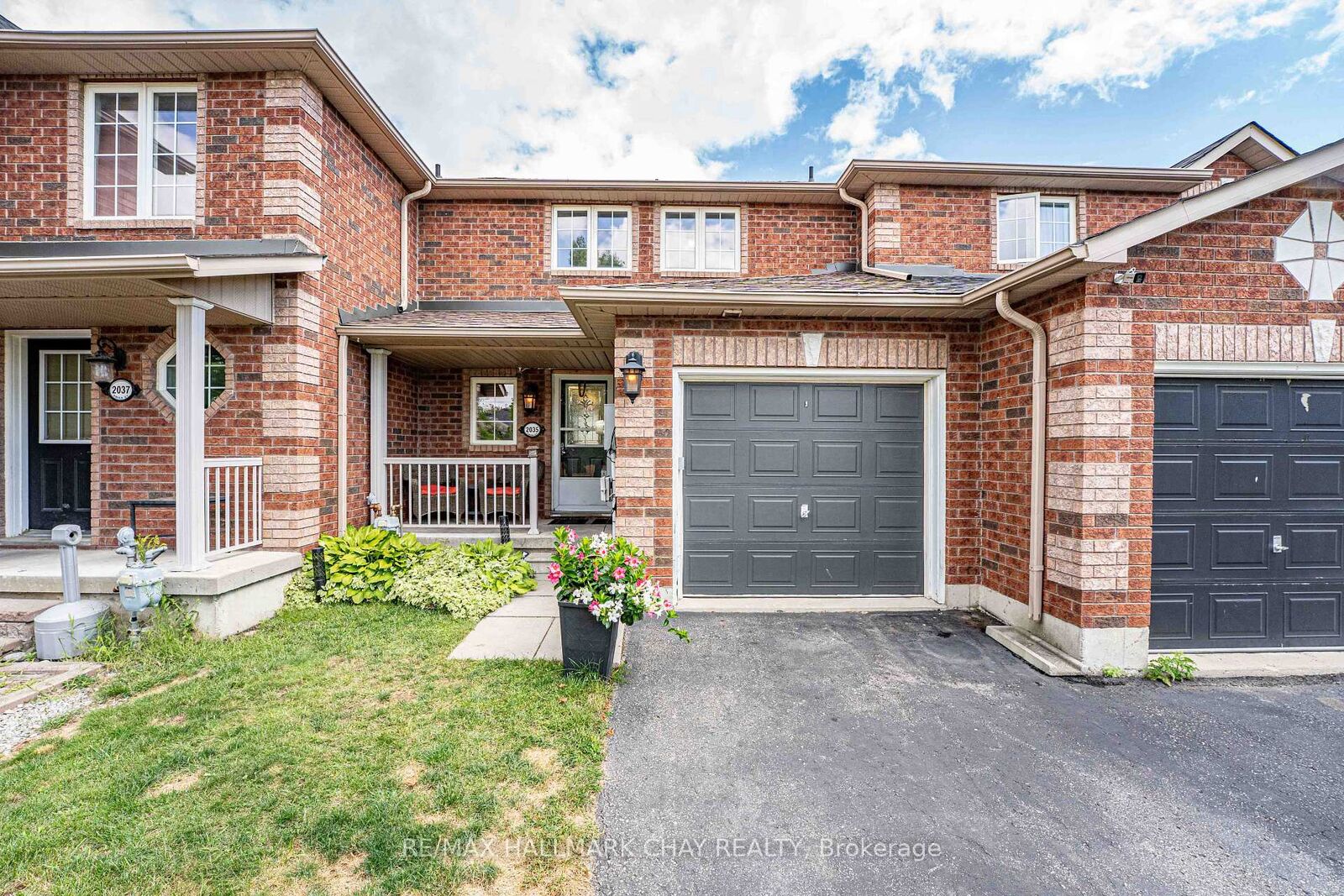Property Photo: 2035 Swan Street ON L9S 0B5