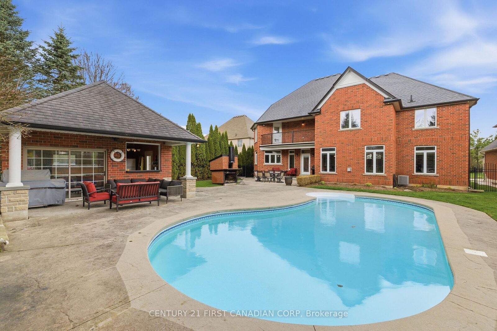 Property Photo: 7222 Clayton Walk 2 ON N6P 1W1