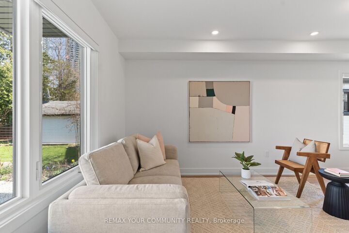 Property Photo: 15 Acorn Avenue 1 ON M9B 3P7