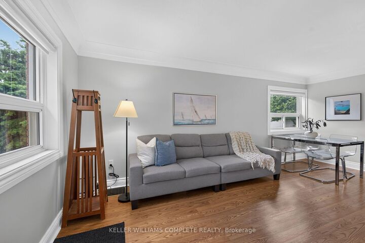 Property Photo:  197 Fairfield Avenue  ON L9H 5H3 