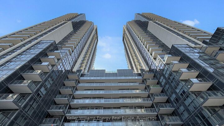 Property Photo:  30 Meadowglen Place 617  ON M1G 0A6 