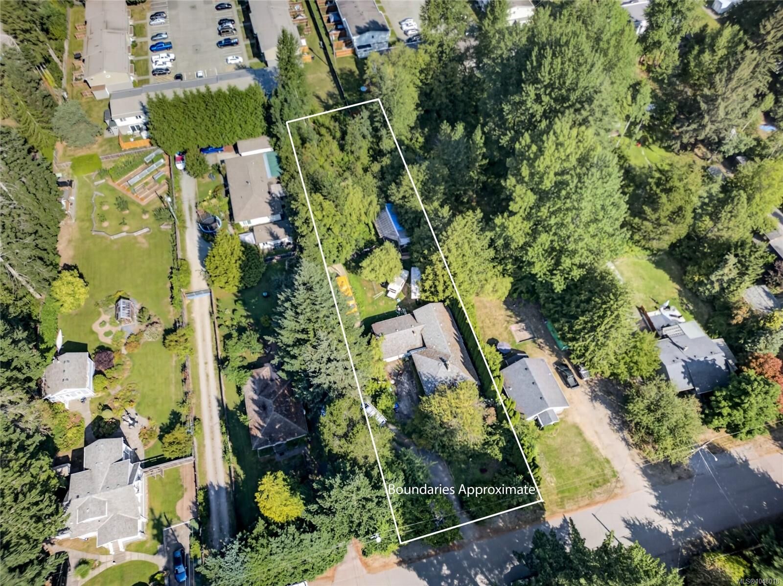 Property Photo: 1655 15th St BC V9N 2C3