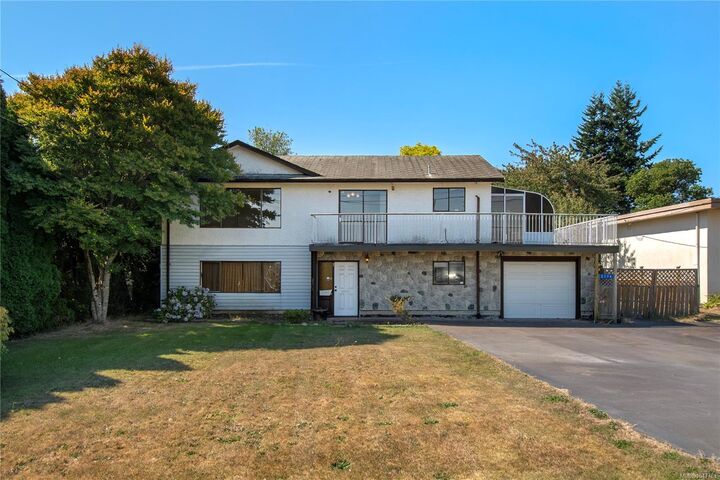 2174 Dalton Rd — photo 1