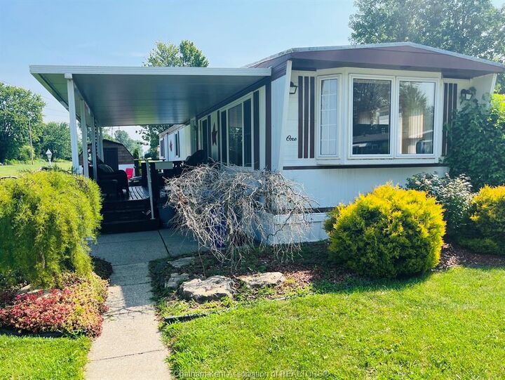 1 James Court — photo 1
