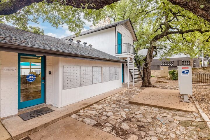 Property Photo:  8100 N Mopac Expressway 01-201  TX 78759 