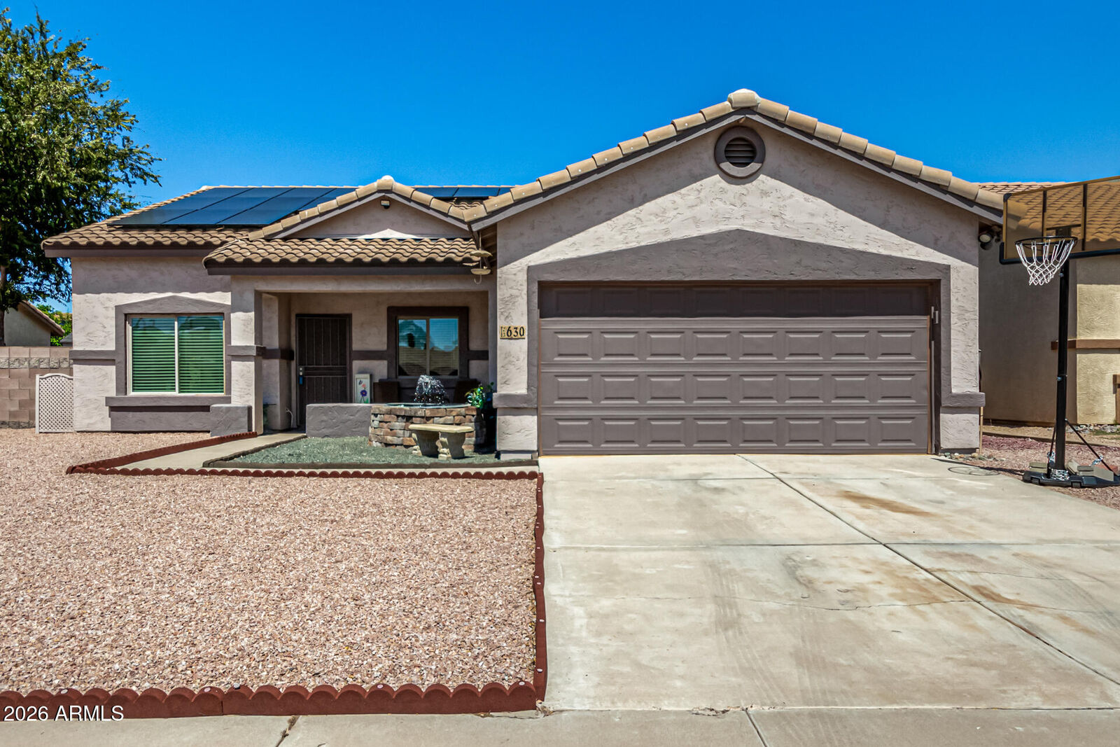 Property Photo:  630 E Racine Place  AZ 85122 