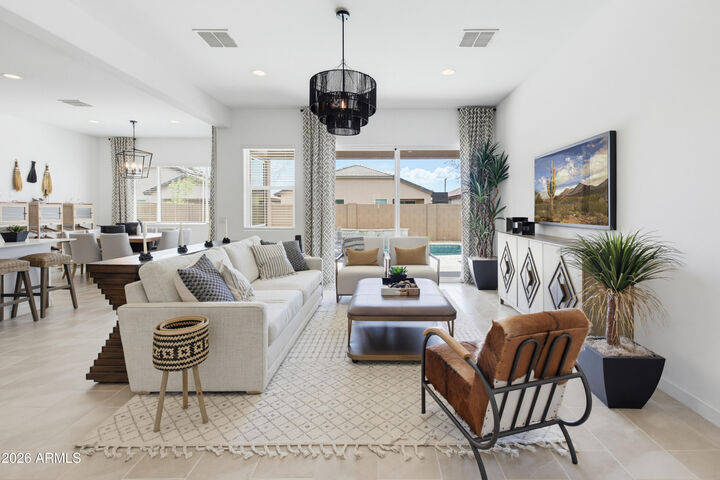 Property Photo: 15053 W Desert Hollow Drive AZ 85387