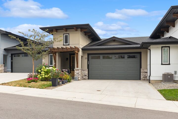 8000 Vedette Drive 25 — photo 1