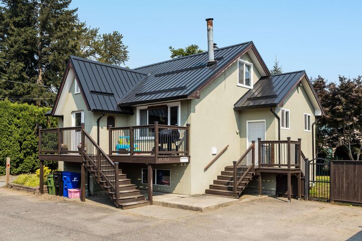 Property Photo:  46307 Riverside Drive  BC V2P 3L2 
