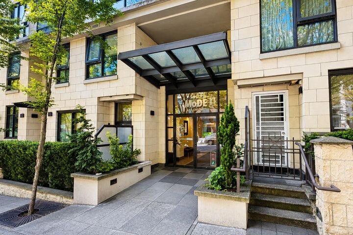 Property Photo:  538 Smithe Street 201  BC V6B 0A6 