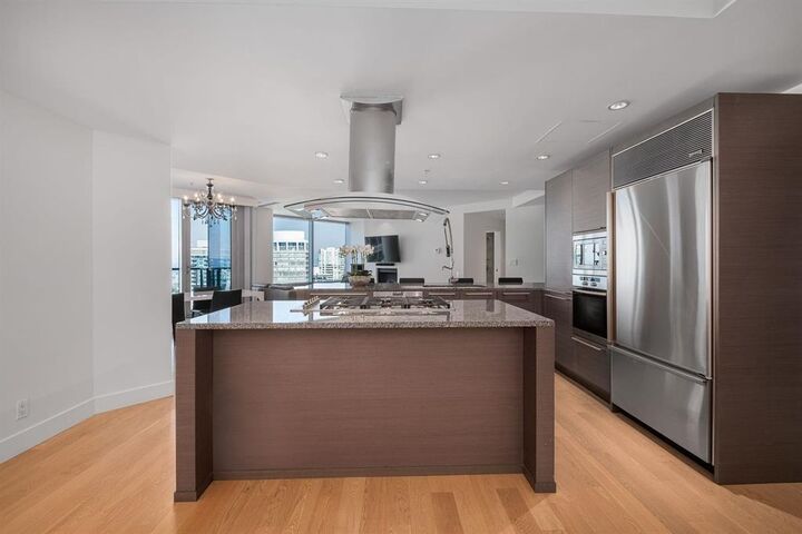 Property Photo:  1111 Alberni Street 3X01  BC V6E 4V2 