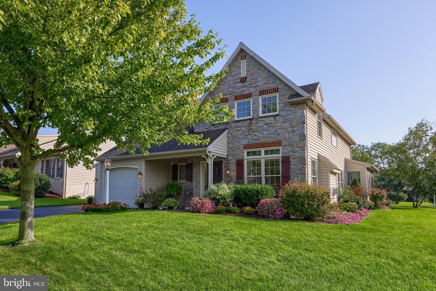 Property Photo: 1077 Cambridge Drive PA 17545