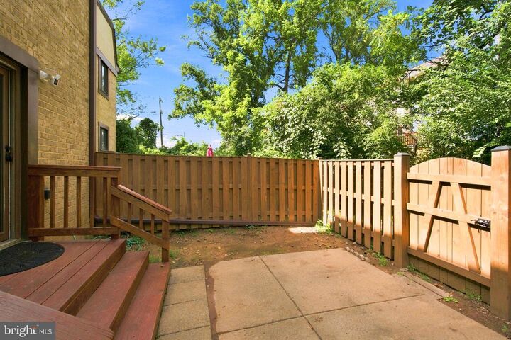Property Photo: 2952 Jermantown Road 2 VA 22124
