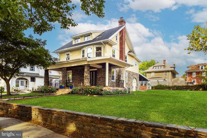 Property Photo: 22 S Linden Avenue PA 19082