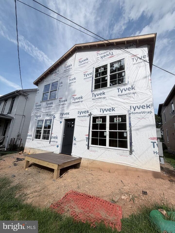 Property Photo:  2715 Mill Road  PA 17055 