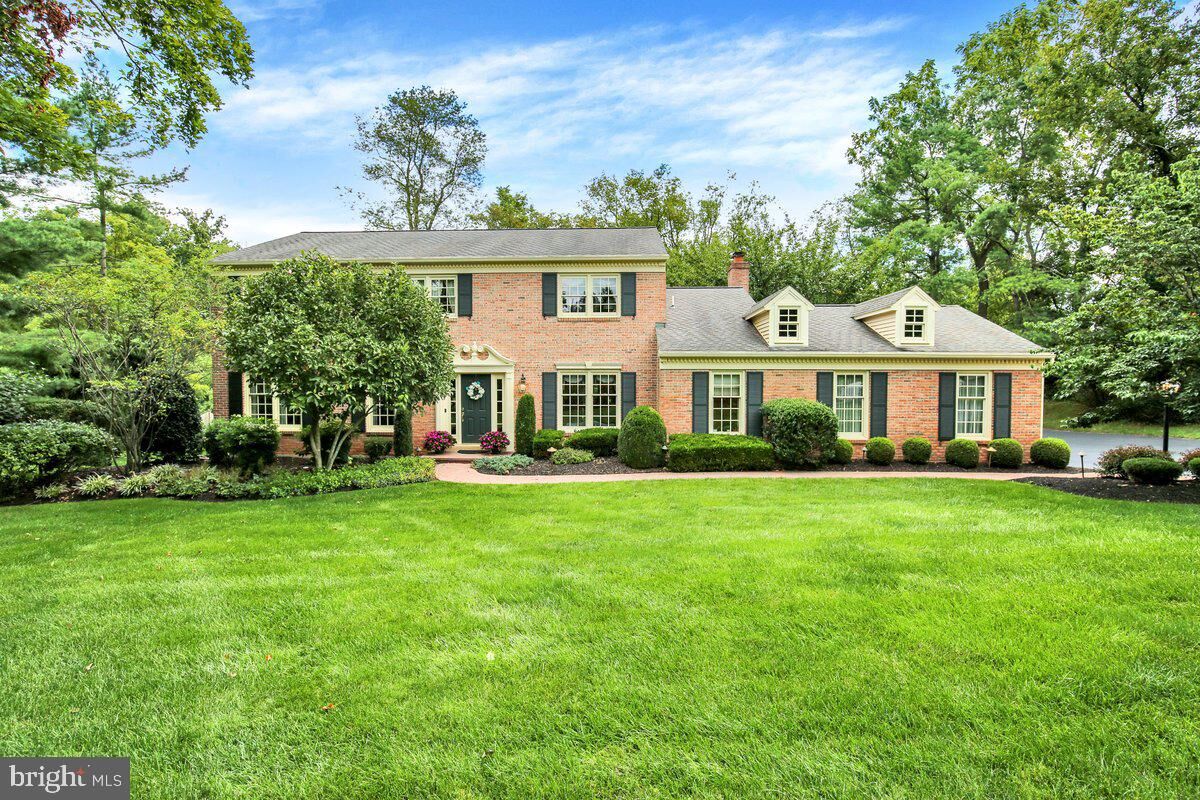 Property Photo: 1332 N Tulip Drive PA 19380